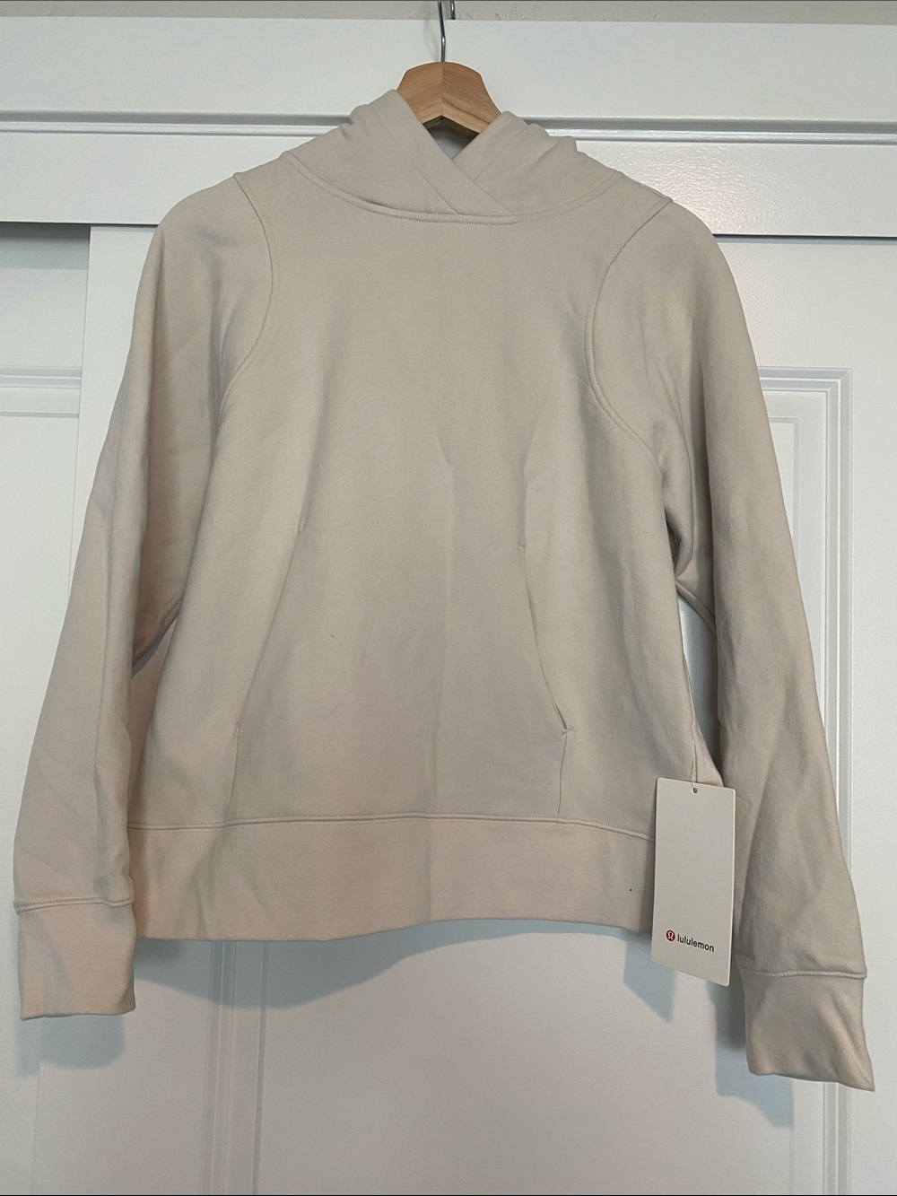 Lululemon Women’s Loungeful Hoodie